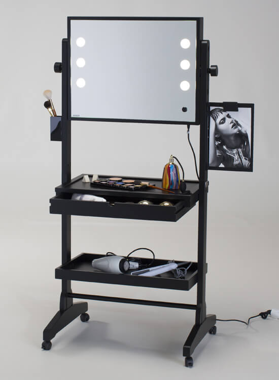 Postazione make up su ruote