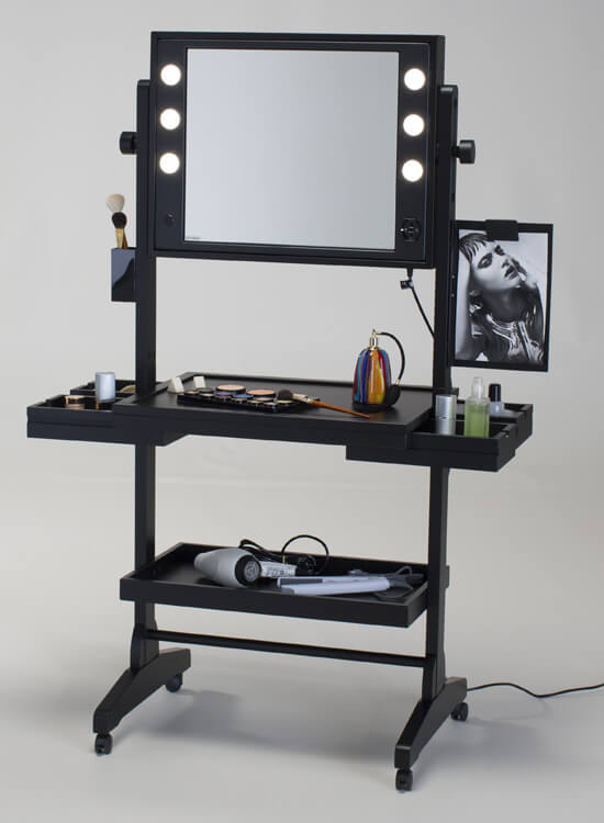 Postazione trucco su ruote