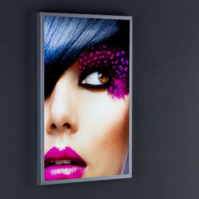 Pannello retroilluminato in studio makeup