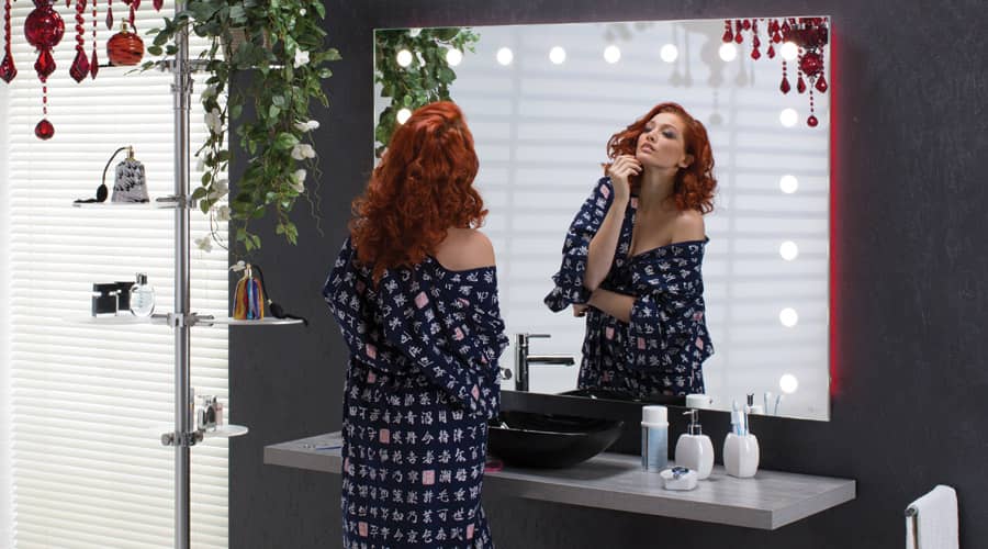 Specchio bagno con luci retroilluminato