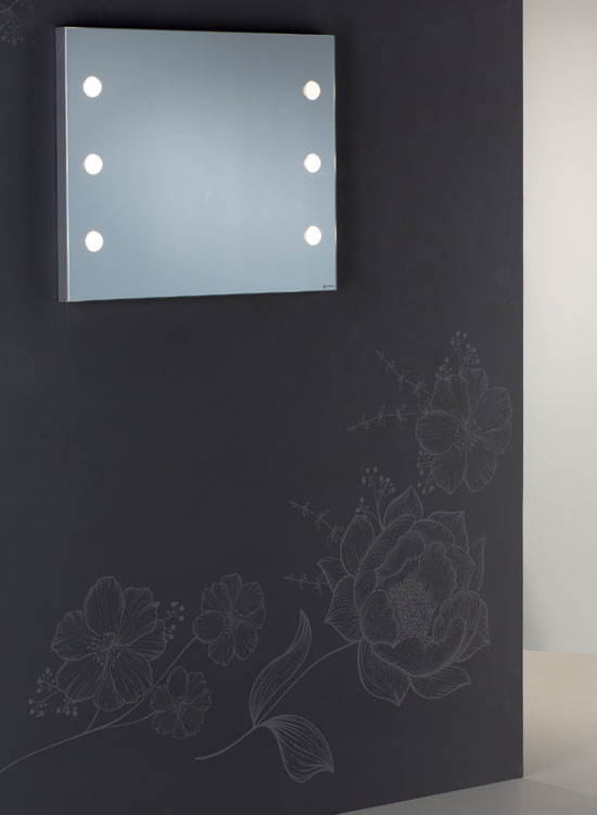 Specchio trucco da parete con luci